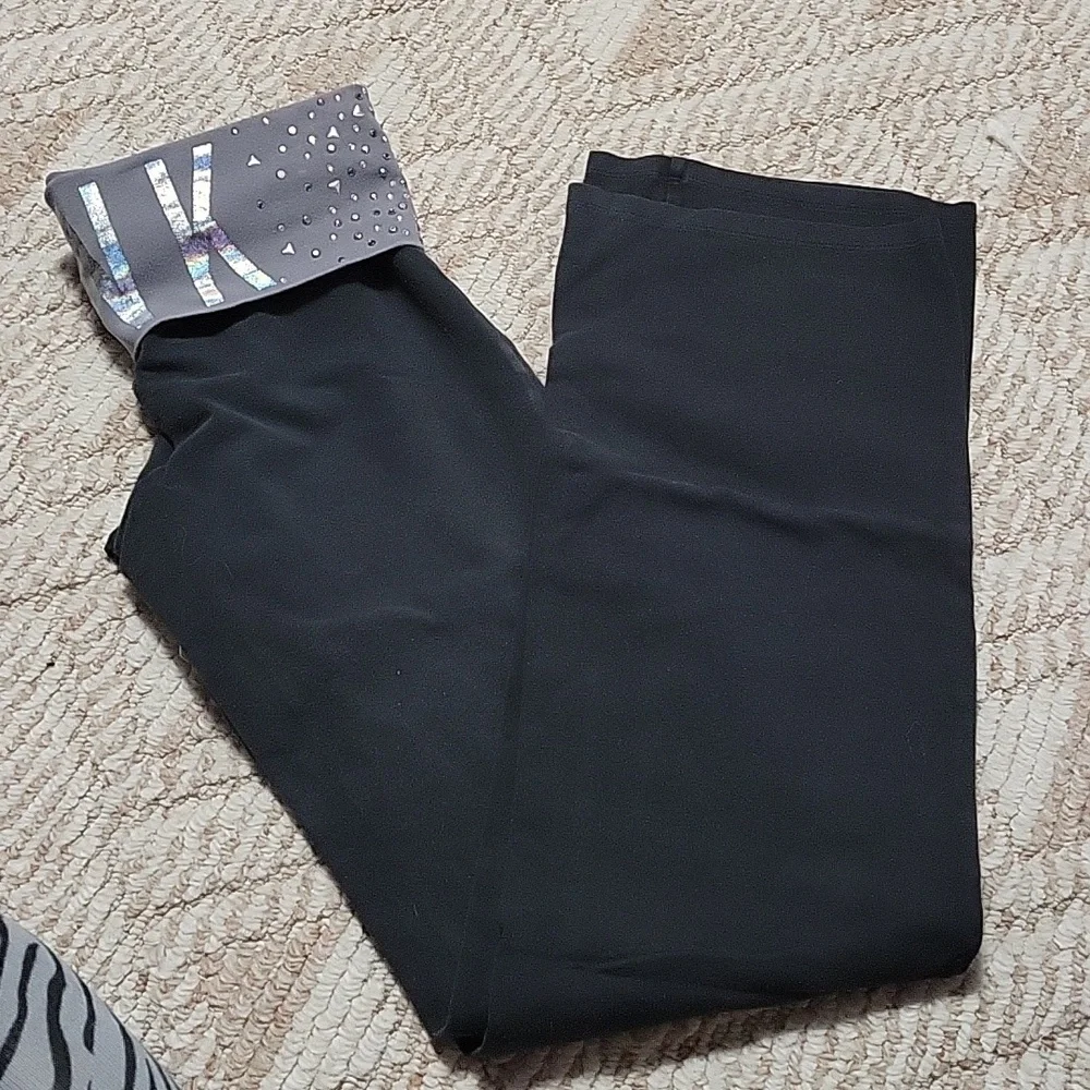 Victoria's Secret PINK Yoga Pants - Picture 1 of 3